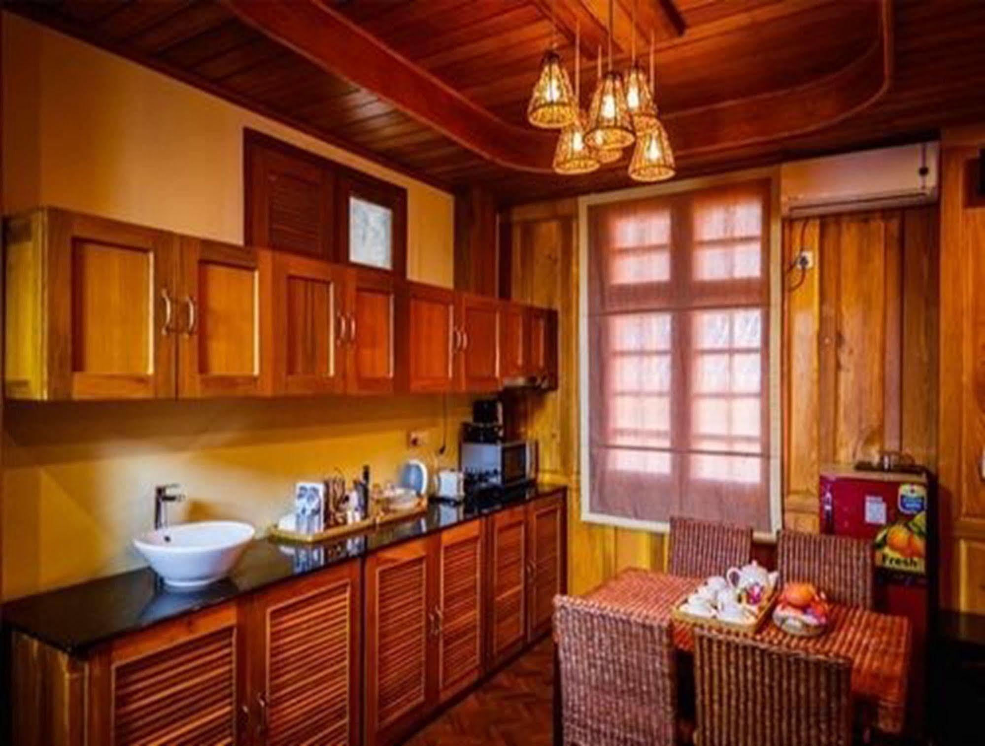 Pine Hill Resort Kalaw Exterior photo
